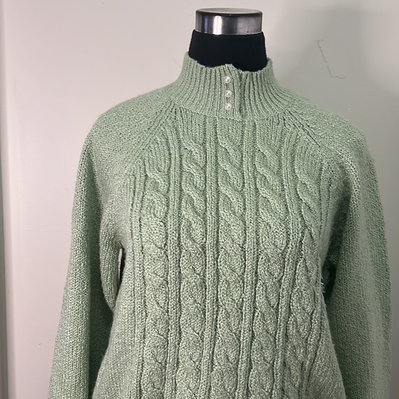 Karen Scott Chic Cable Knit Sage Green Sweater Size Small - Picture 16 of 16